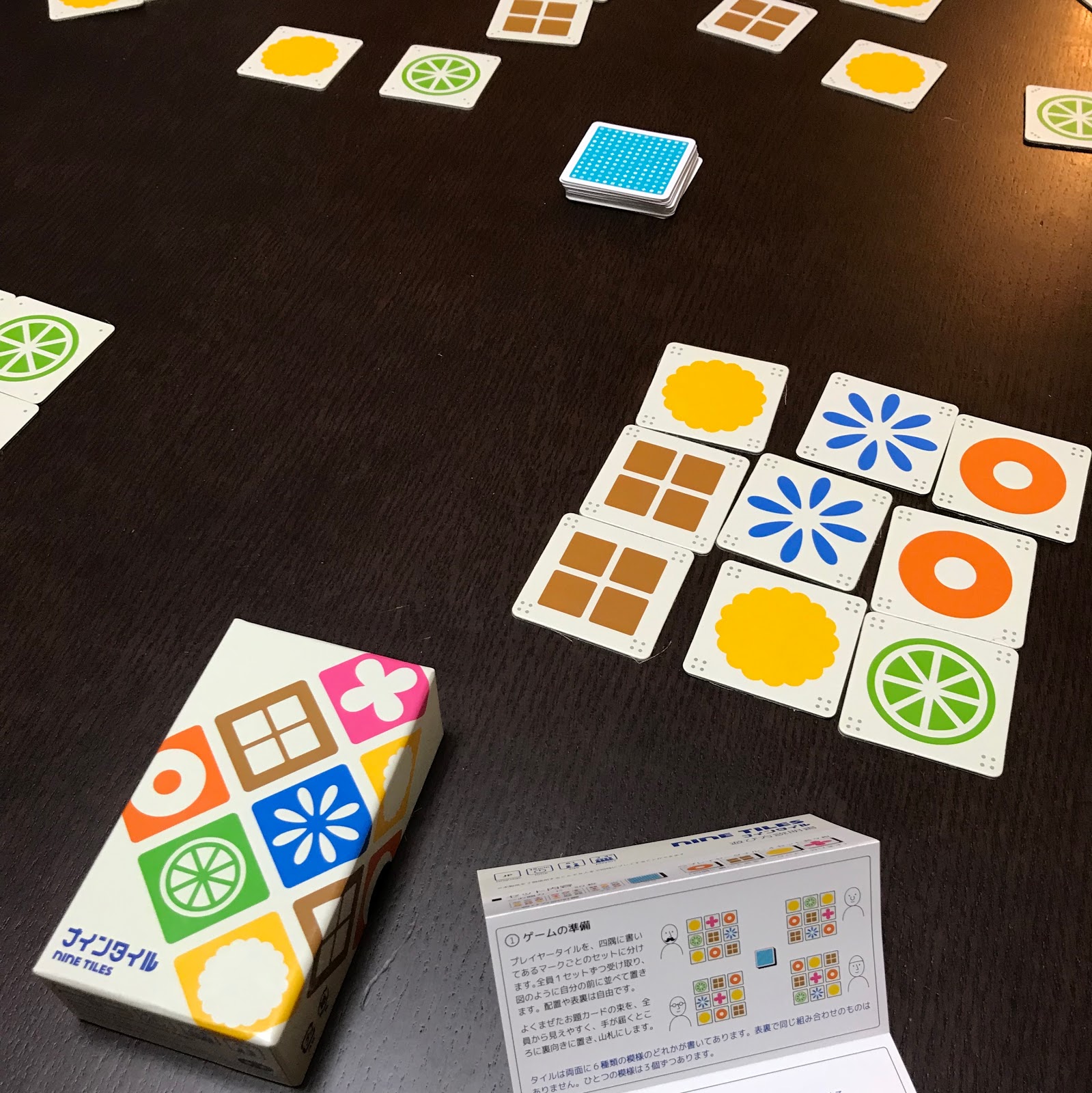 家族で手軽にカードゲーム ナインタイル がめちゃくちゃ盛り上がる カタルエ 家族で海外に住む マレーシア教育移住