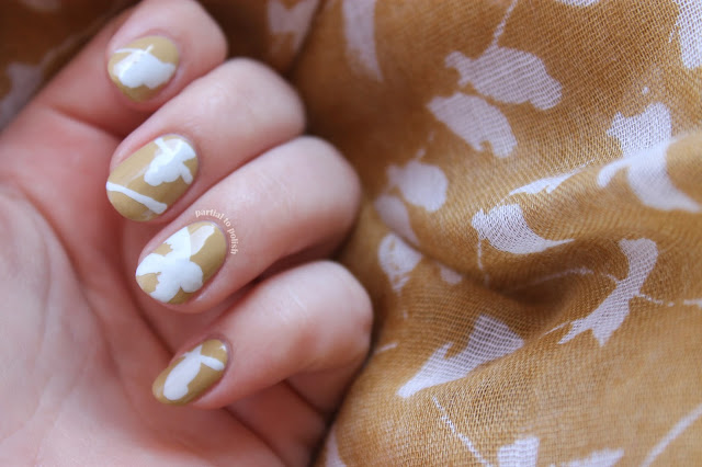 American Apparel Trenchcoat