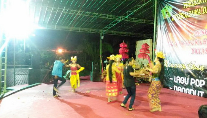 Joged Tanjidor di HUT Pertama YSJ Pukau Warga Jembrana