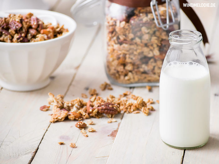 Chai Granola Knuspermüsli selber machen Rezept Chai Granola Knuspermüsli selber machen Rezept