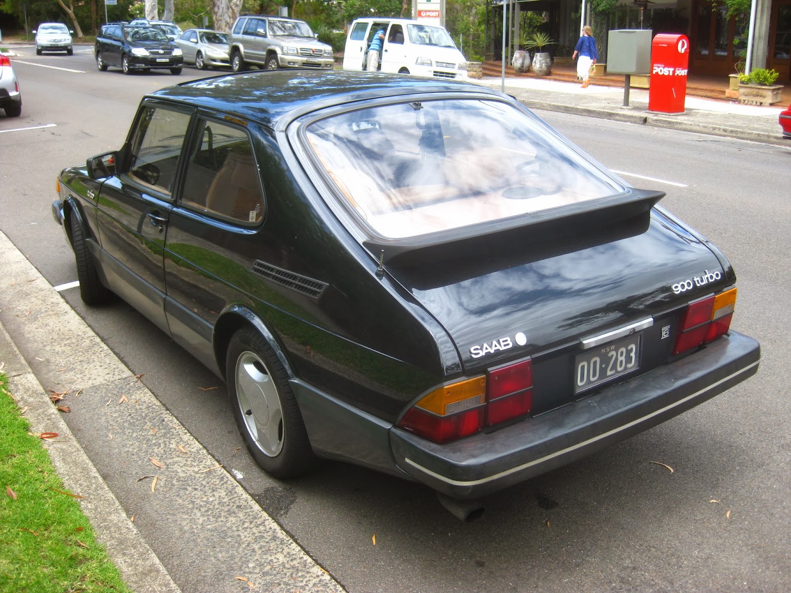 Aussie Old Parked Cars: 1985 Saab 900 Turbo 16v 3 door Liftback