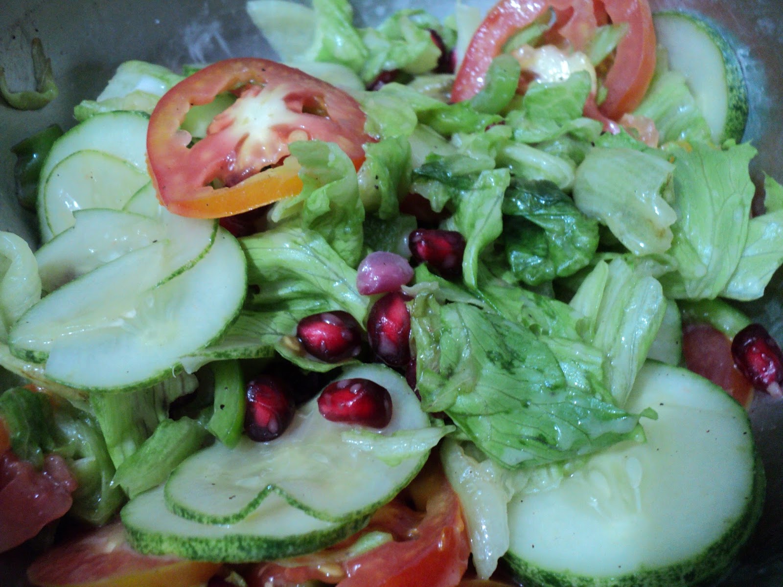 Oriyarasoi The cosmopolitan Odia's Kitchen ! LettuceCucumberTomato