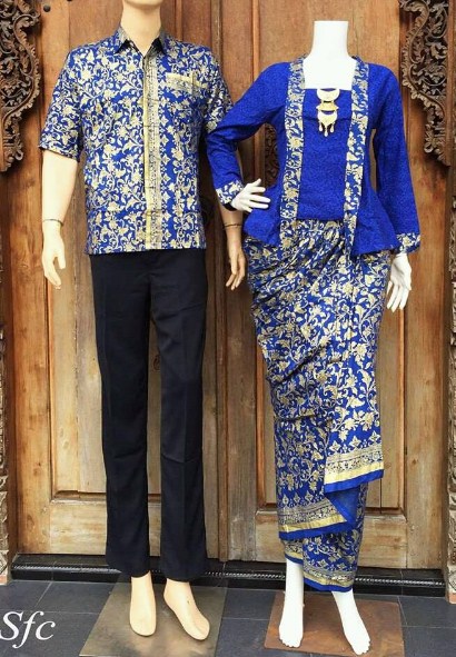 Koleksi Baju  Muslim  Batik Sarimbit Modern  untuk Ke Acara 