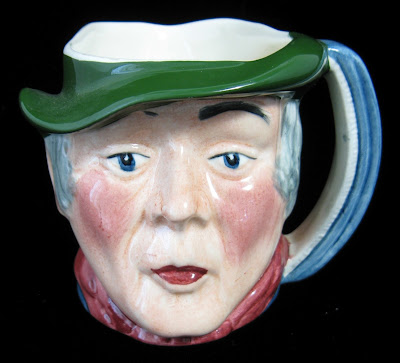 https://timewasantiques.net/products/sylvac-toby-jug-sam-weller-dickens-character-jug-1940s-hand-painted?_pos=3&_sid=91cc17960&_ss=r