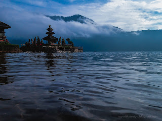 Fresh Mountain Lake Water Of Ulun Danu Bratan Temple At Bedugul, Tabanan, Bali, Indonesia