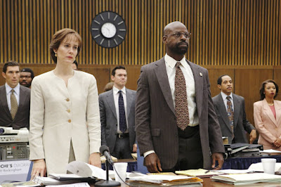 Sarah Paulson and Sterling K. Brown in American Crime Story: The People V. O.J. Simpson