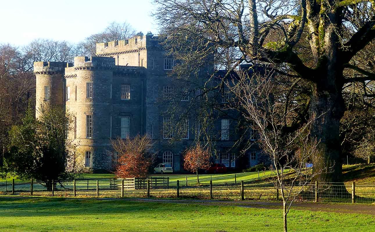 Alex and Bob`s Blue Sky Scotland Knock Of Crieff. Milquhanzie Hill
