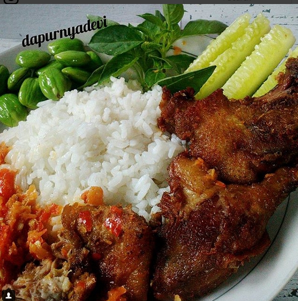 RESEP DAN CARA MEMBUAT BEBEK GORENG DAN SAMBAL KOREK RESEP DAN CARA MEMBUAT BEBEK GORENG DAN SAMBAL KOREK