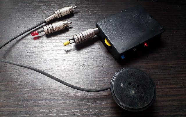 звуковой приемник - детектор скрытой проводки с насадками - датчиками электромагнитного поля