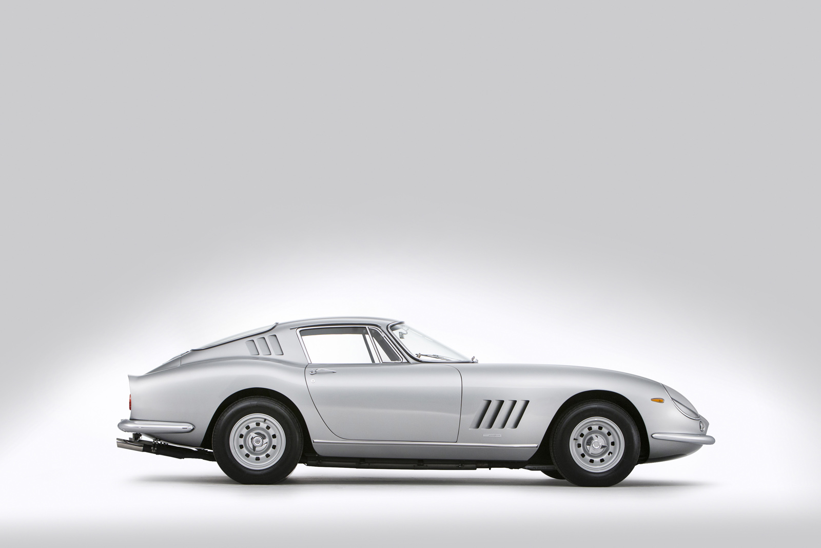 Ferrari275_rightside.jpg