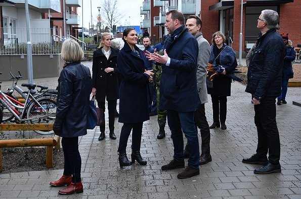 Crown Princess Victoria of Sweden visited Helsingborg Municipality and Vera industrial Park. She wore blue wool coat