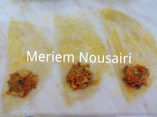 البريوات المغربية في الفرن بحشوة الدجاج و الخضر من عند لالة مريم