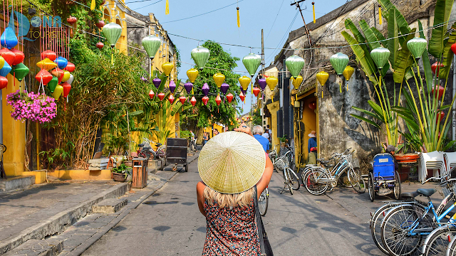 How to Explore Vietnam on a Tight Budget