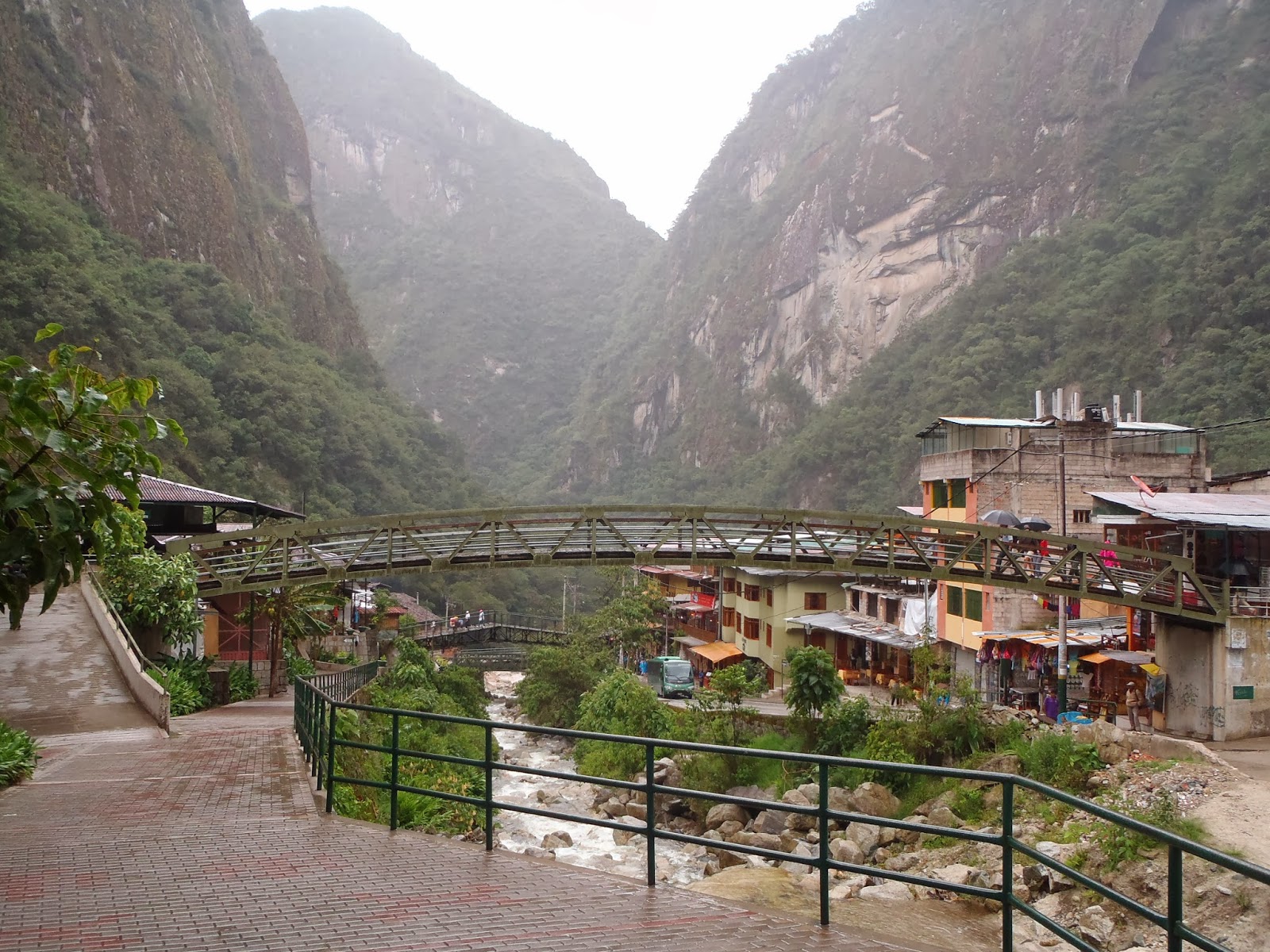Off To Agua Calientes And Macchu Pichu Gitte s Sailing Blogs 2013