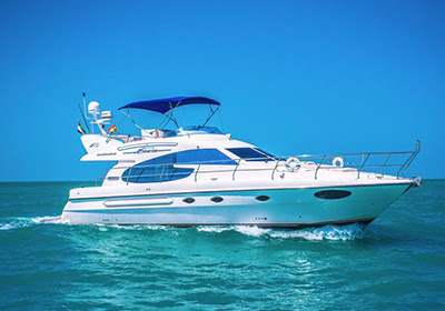Offer price boat rental Dubai