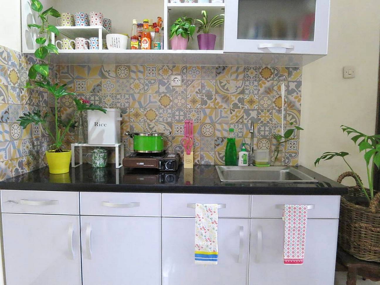 Dapur Cantik Keluarkan Barang Ini Dari Agar Dapur Cantik Keluarkan Barang Ini Dari Agar Jadi
