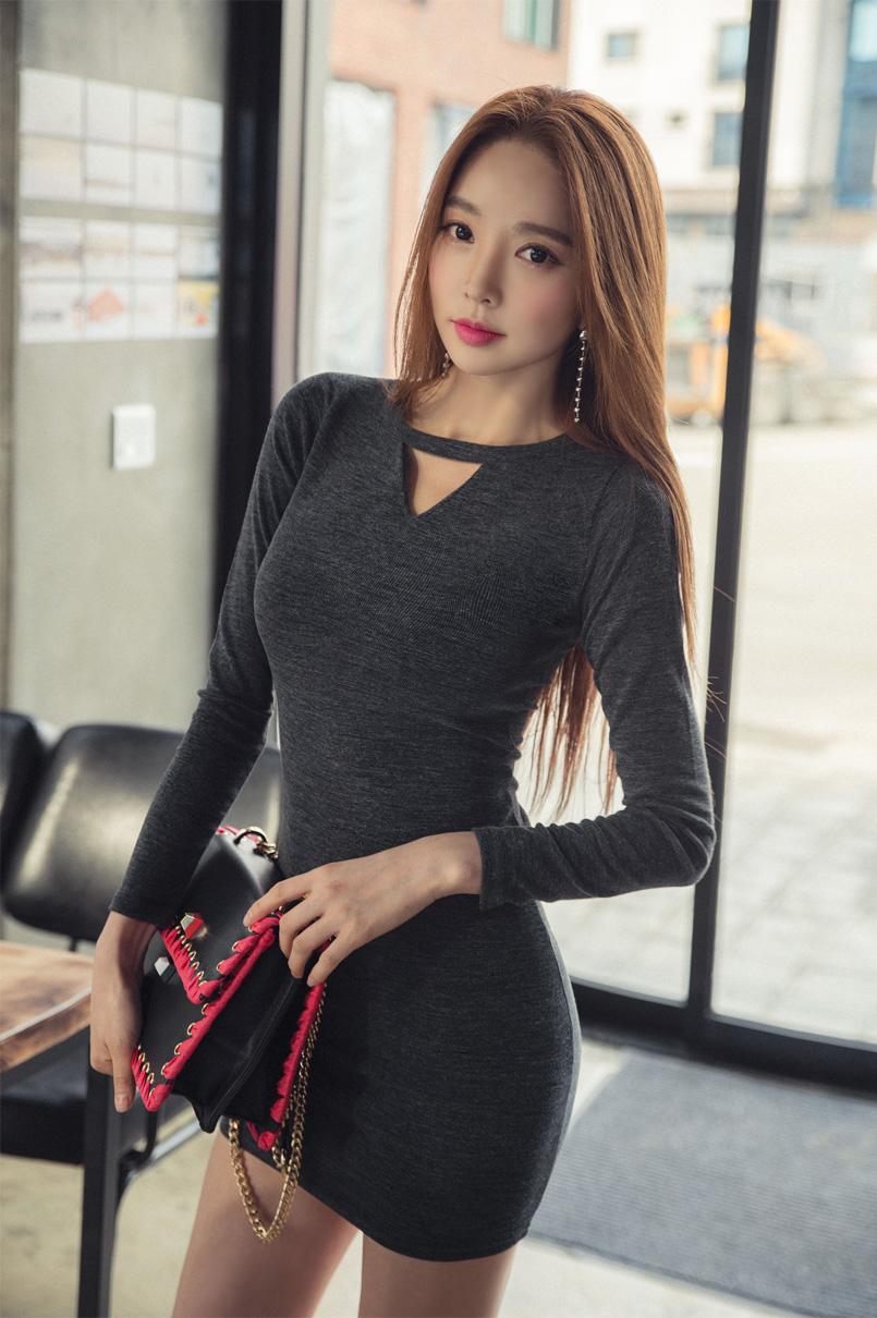 Korean-Model-2017-2-Park-Soo-Yeon