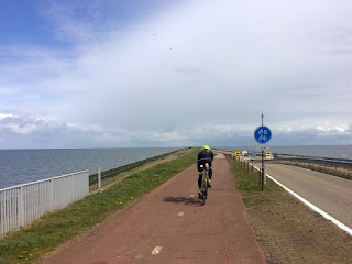 achterkant%2BKoen - geen-categorie - Janken in het wiel van Koen