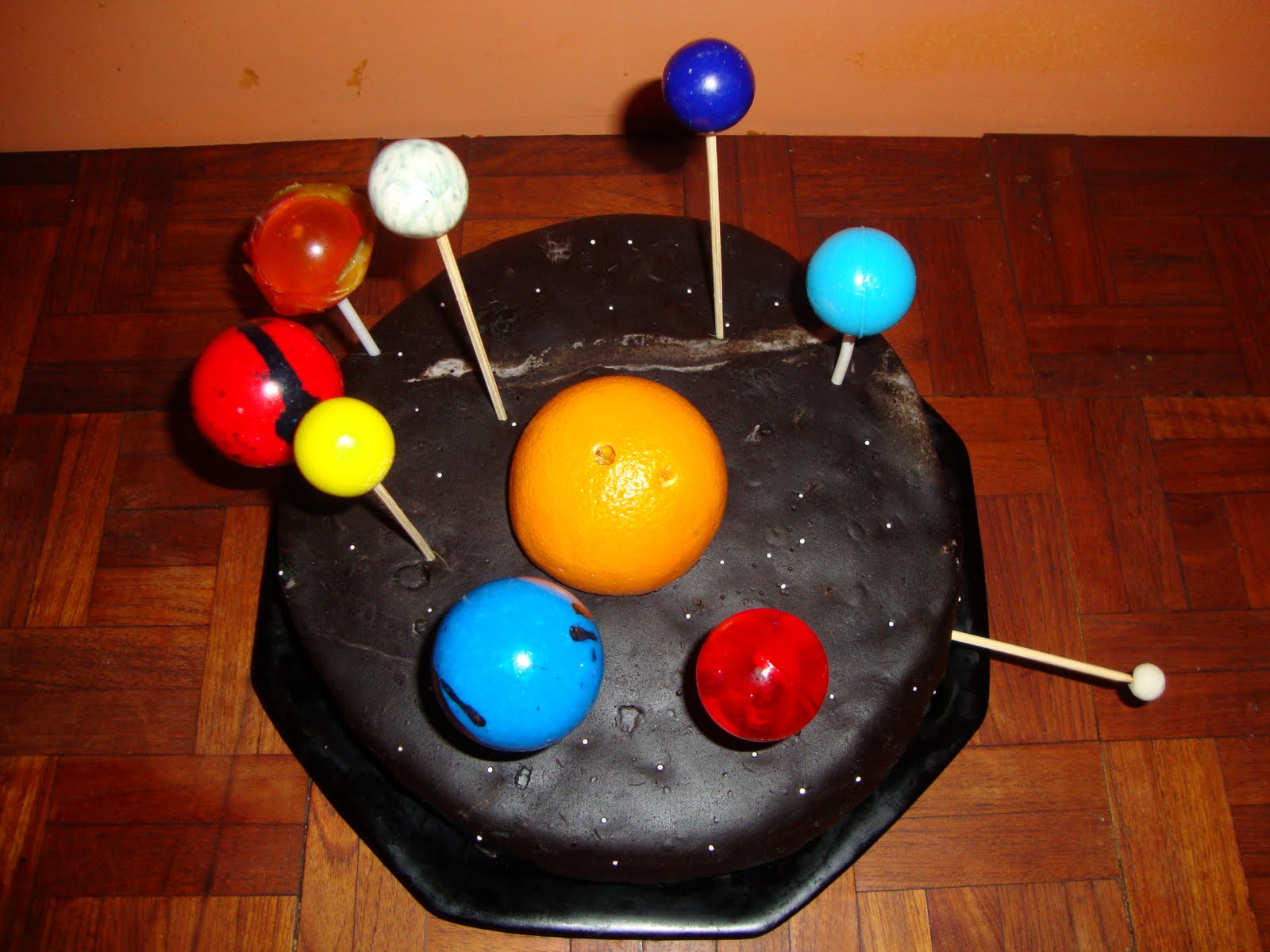 Dana Caputo's Baking: Space Cake!