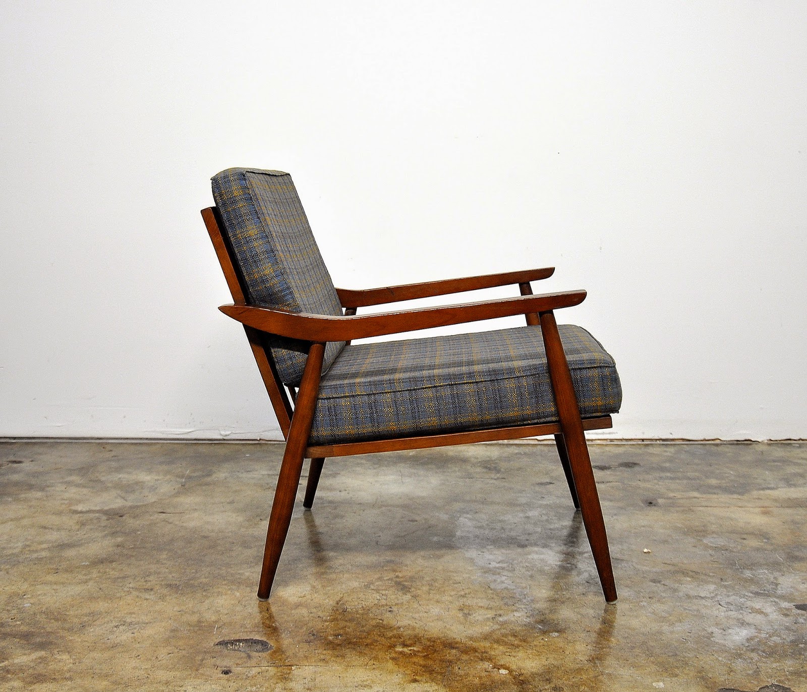 SELECT MODERN: Danish Modern Lounge or Easy Chair