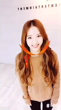 우주소녀 보나 웃을때 갭차이
