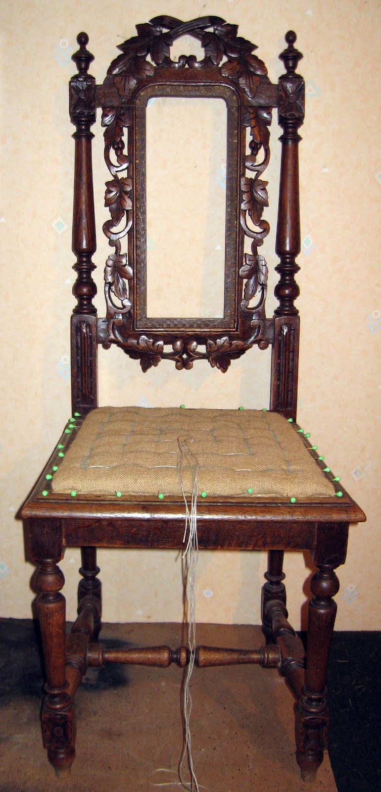 LOLO HZT BLOG: Chaise Henri II (n°2/5) LOLO HZT BLOG: Chaise Henri II (n°2/5)