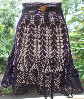 Sweet Nothings Crochet free pattern blog, photo of the skirt ; free crochet skirt pattern