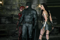 Justice League Ben Affleck, Gal Gadot, Ezra Miller Image 3 (6)