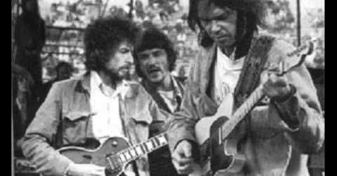 Neil Young News Bob Dylan Neil Young Together Make For A Very Happy Father S Day