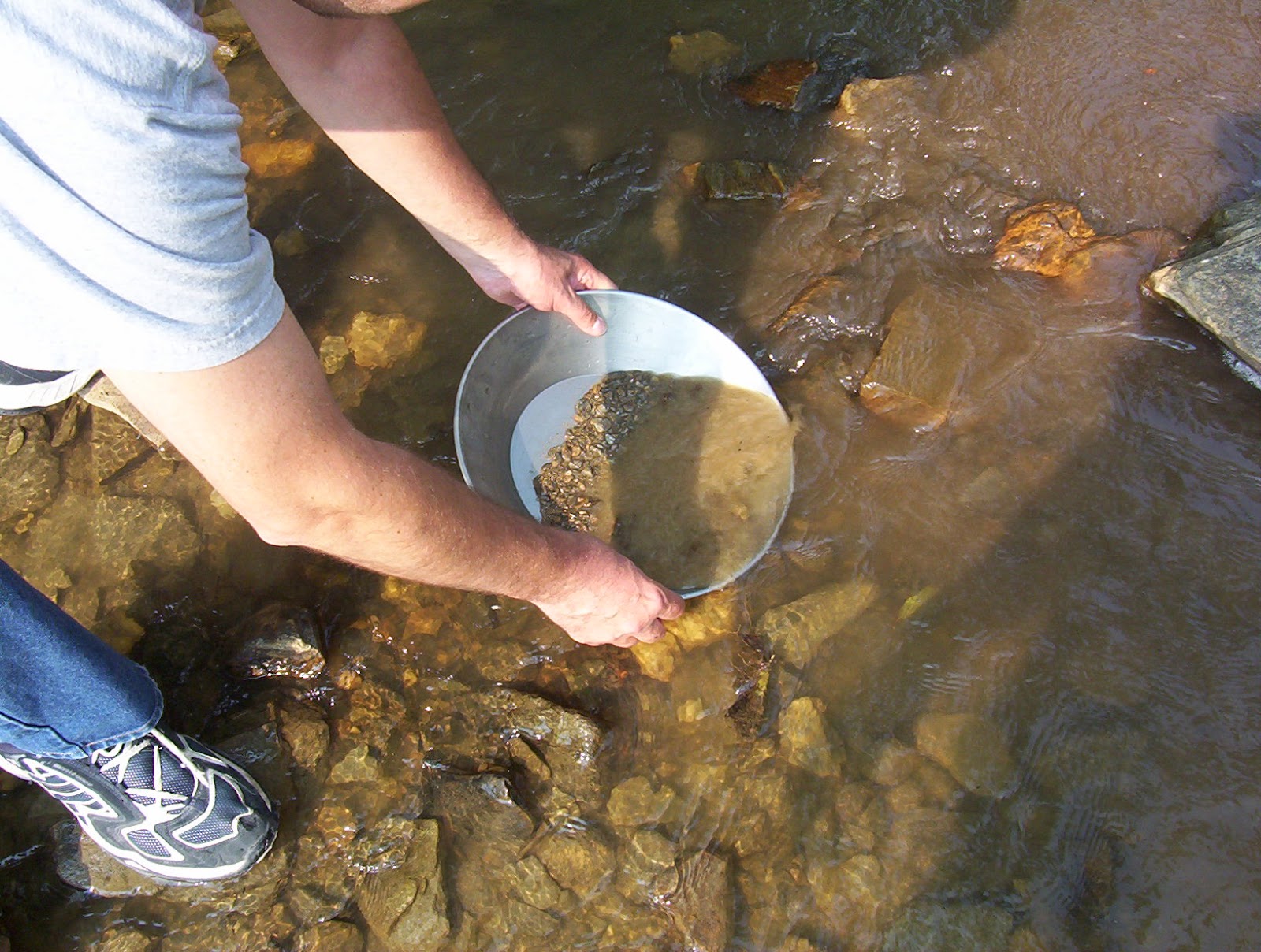 gold panning Prospecting for Gold and know loctions to prospecting