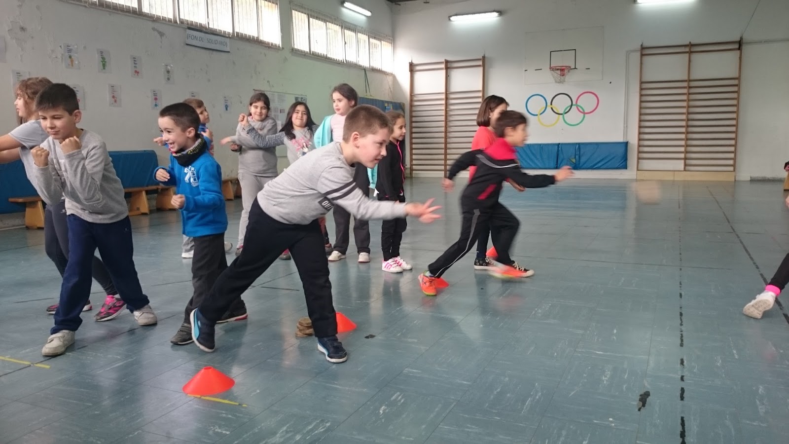 BLOG DE EDUCACIÓN FÍSICA DE URDILDE Hoxe imos xogar a... Chave