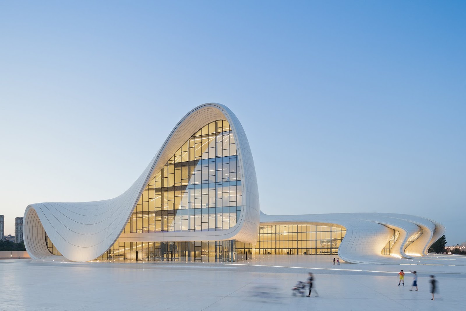 Neo futurist architecture : The Heydar Aliyev Cultural Centre archicture Neo futurist architecture : The Heydar Aliyev Cultural Centre archicture