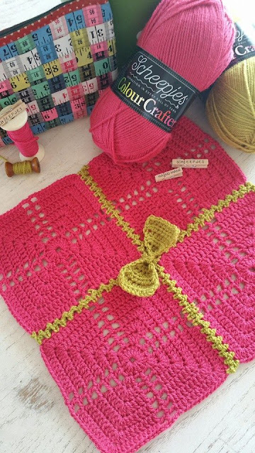 Gifted Blanket crochet pattern by Susan Carlson of Felted Button