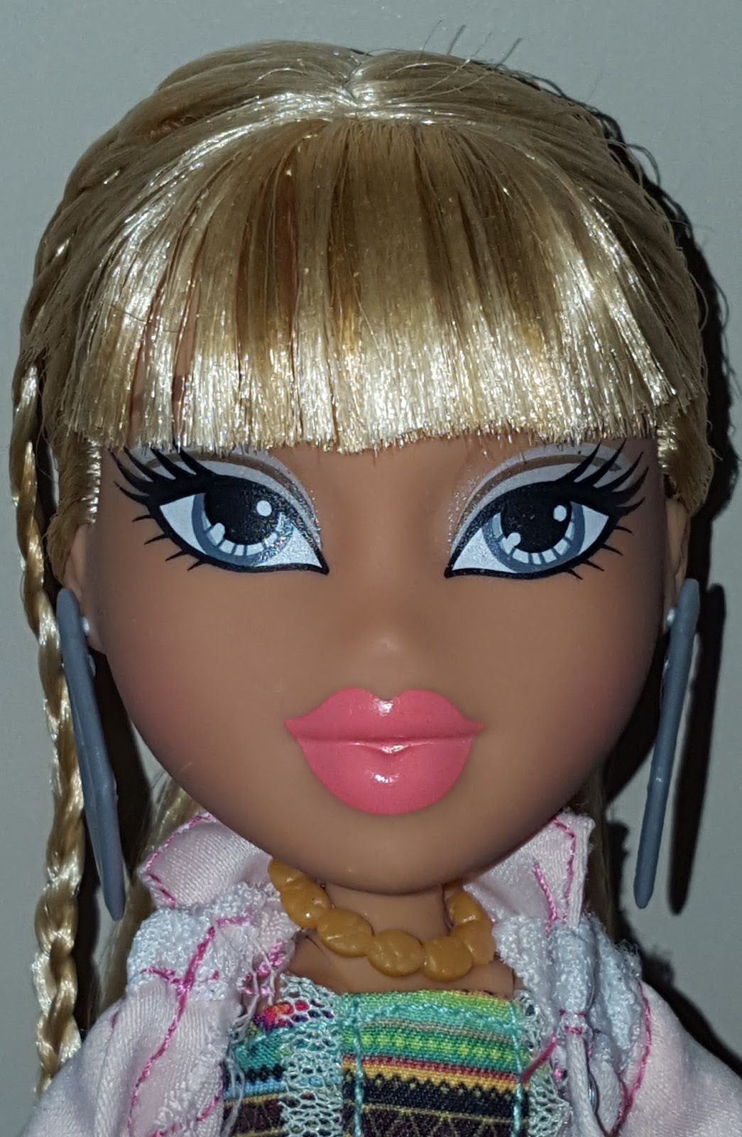 big bratz doll head