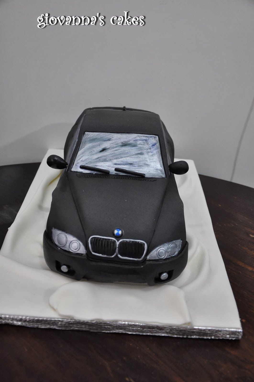 giovanna's cakes BMW X6 adventure