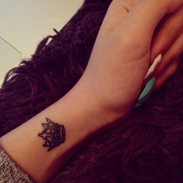 tatuagens femininas de coroas tatuagens femininas de coroas