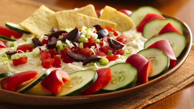 Greek Hummus Dip with Veggie Greek Hummus Dip with Veggie