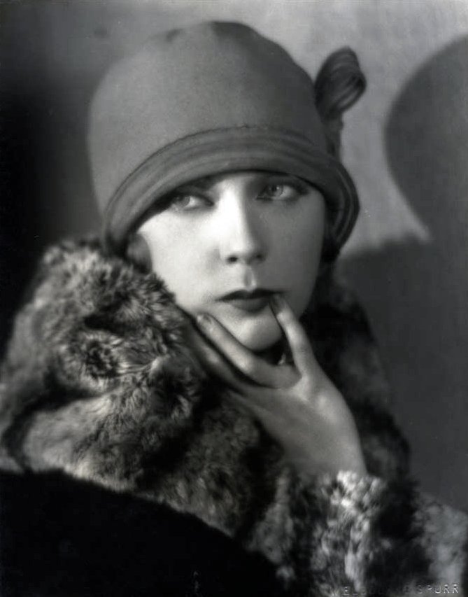 1920s Photo Inspiration - Portraits of Pretty Pretty Ladies ~ American ...