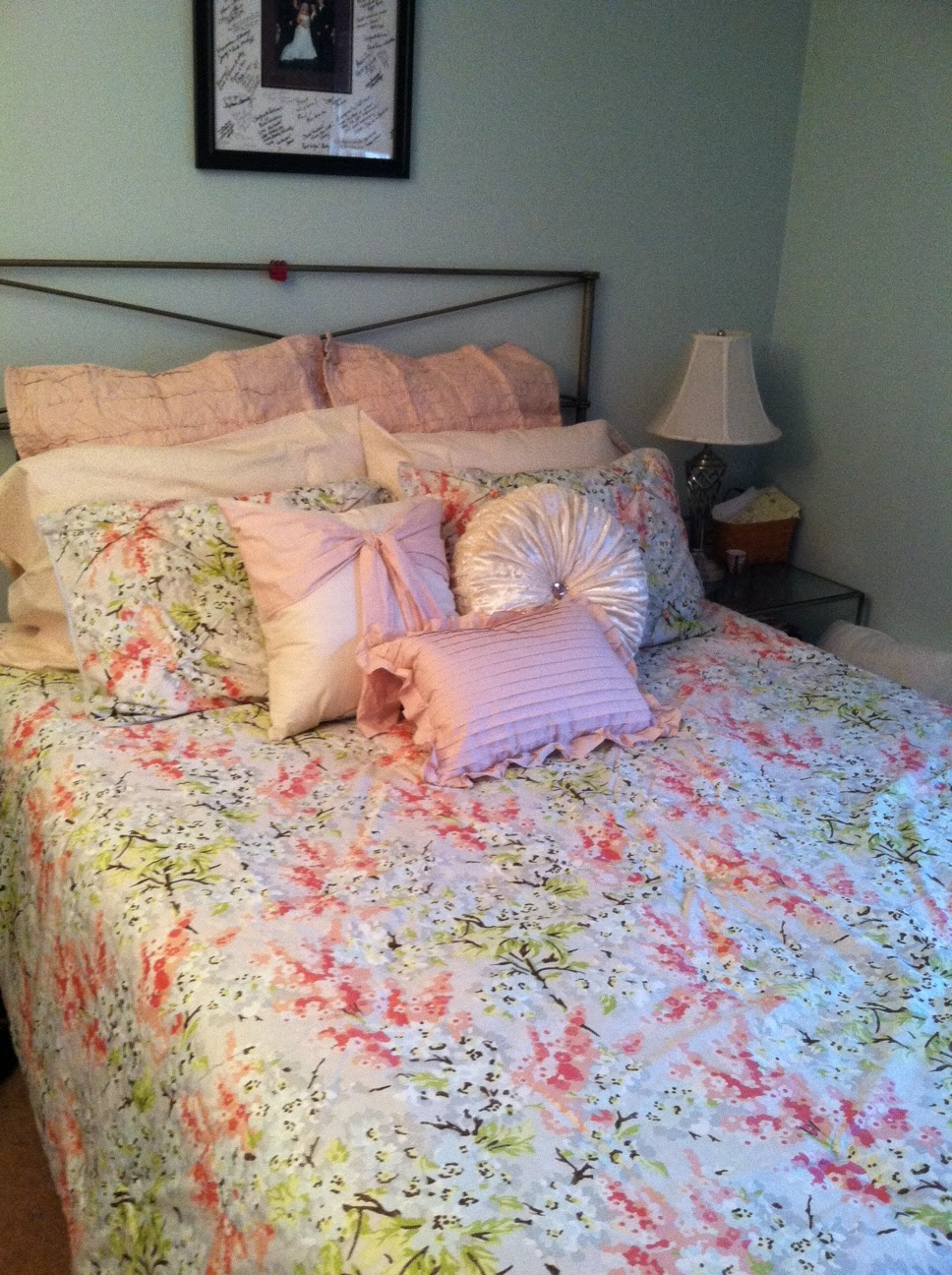 Product Junkie in the City to Minimalist New Favorite Bedding