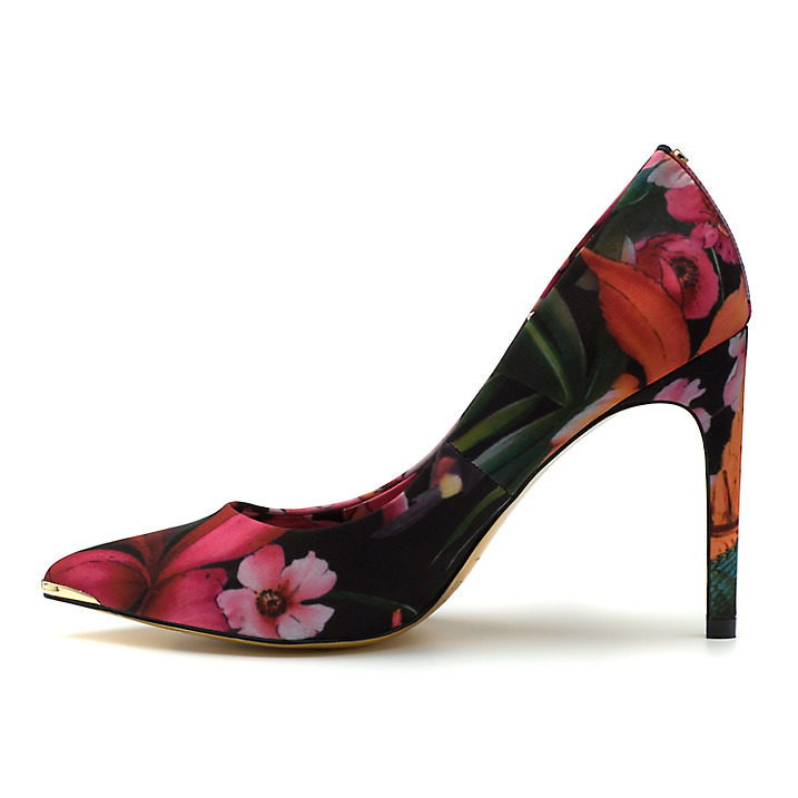 Fashion For Linda: Floral Court Shoes - Floral Heels