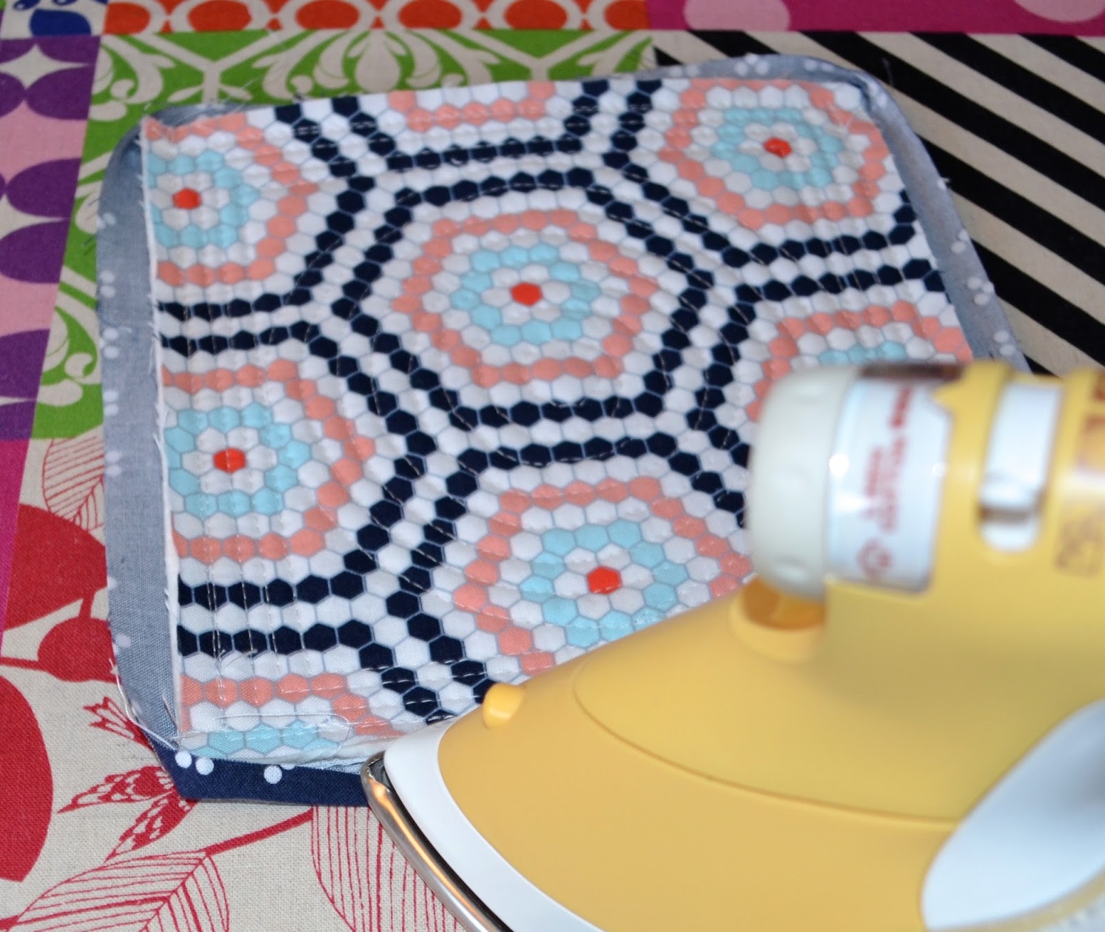 she can quilt Single Fold Binding Tutorial