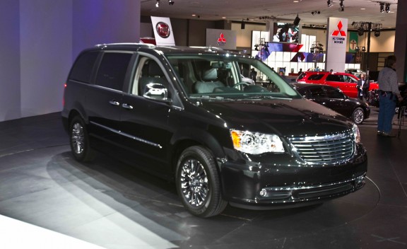 2012 Chrysler town and country exterior colors #4
