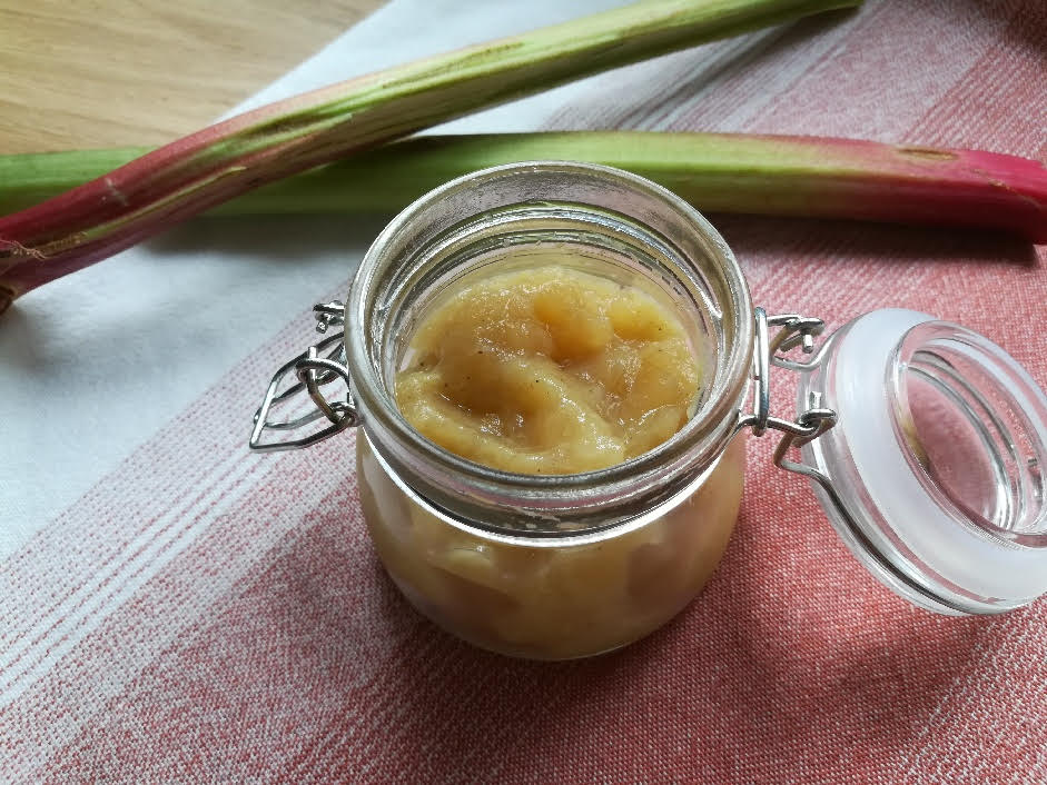 Saines Gourmandises Compote pomme rhubarbe et vanille