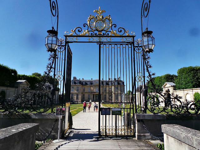Château Champs sur Marne Ile de France Seine et Marne CMN Centre des Monuments Nationaux 18e siècle monument historique