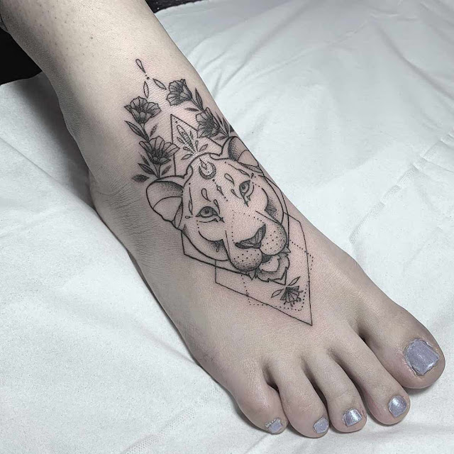 tatuagens femininas para os pés tatuagens femininas para os pés
