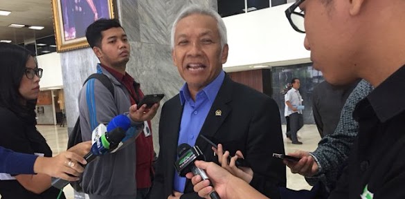 Demokrat Izinkan Jokowi Comot TGB