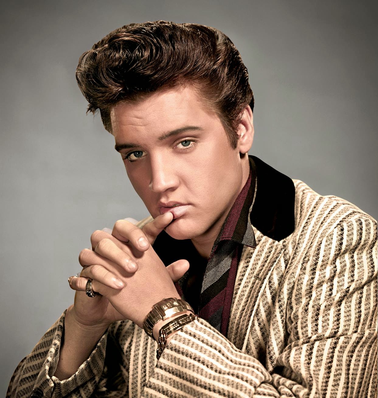 a biography of elvis presley