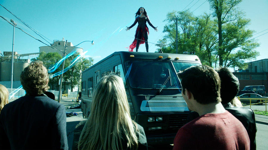 Lost Girl Season 5 Episodes 11 16 Reviews Fae D To Black Series
