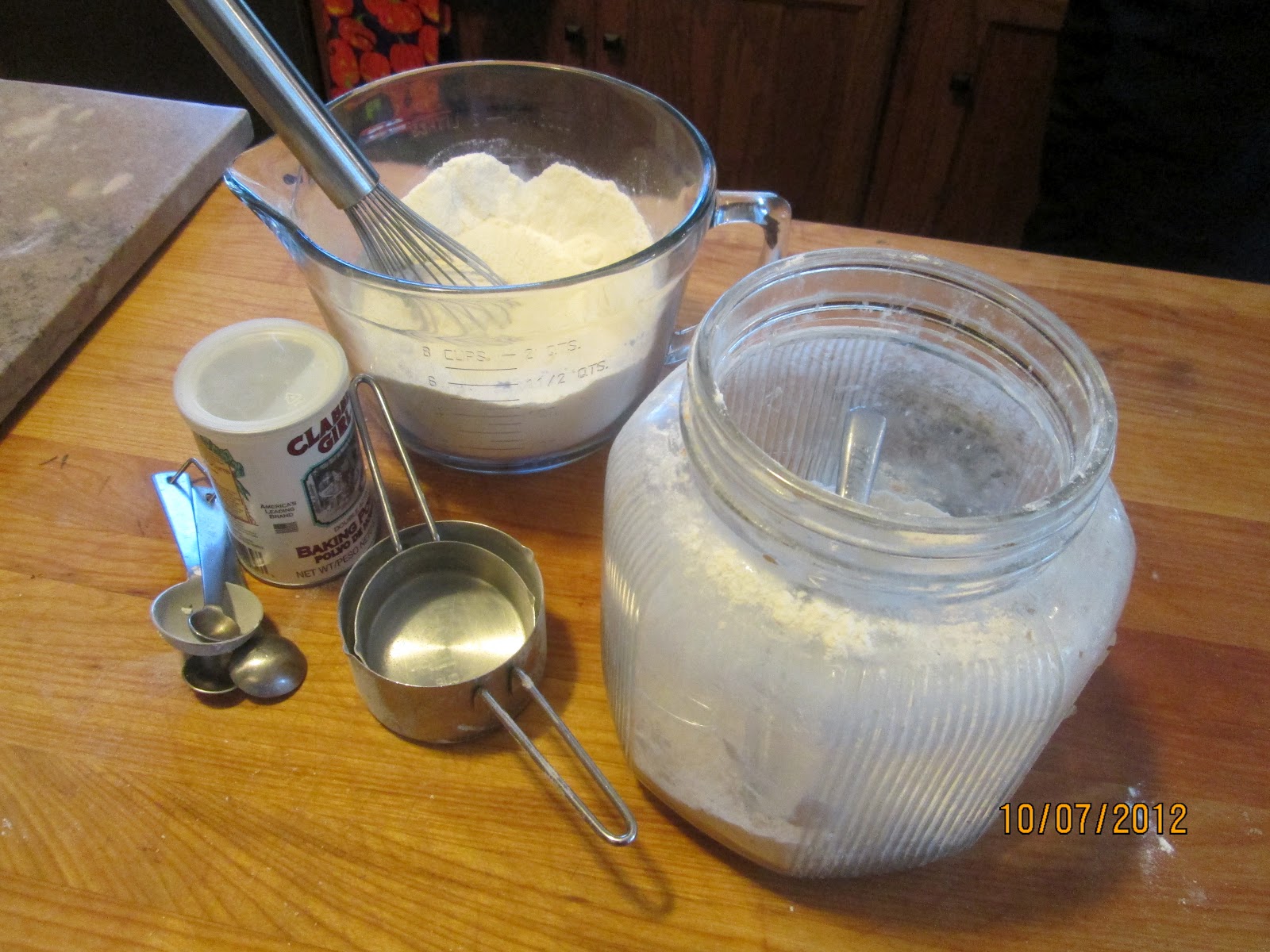 Cooking with Barry & Meta How to make Homemade Yellow Cake Mix