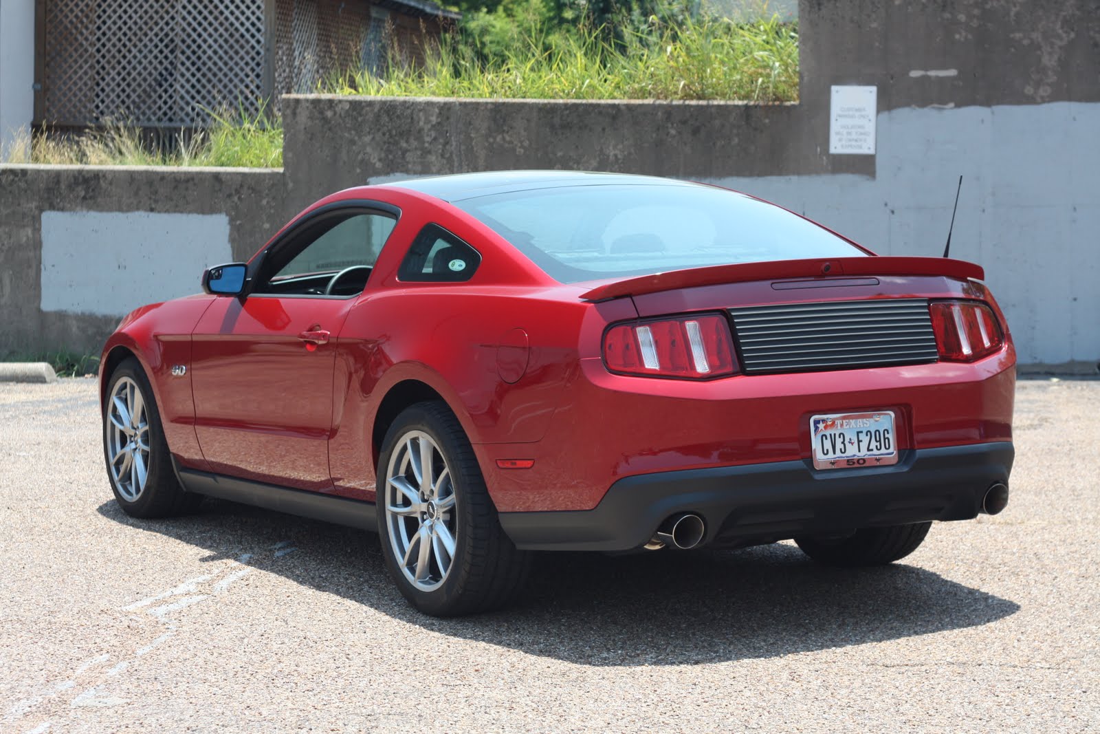 Whiteboy's Mustangs: 2011 Mustang 5.0!!